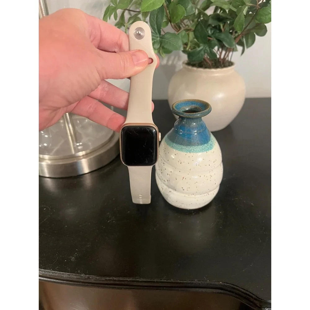 Indian Mountain Pottery Bud Vase 5 1/2